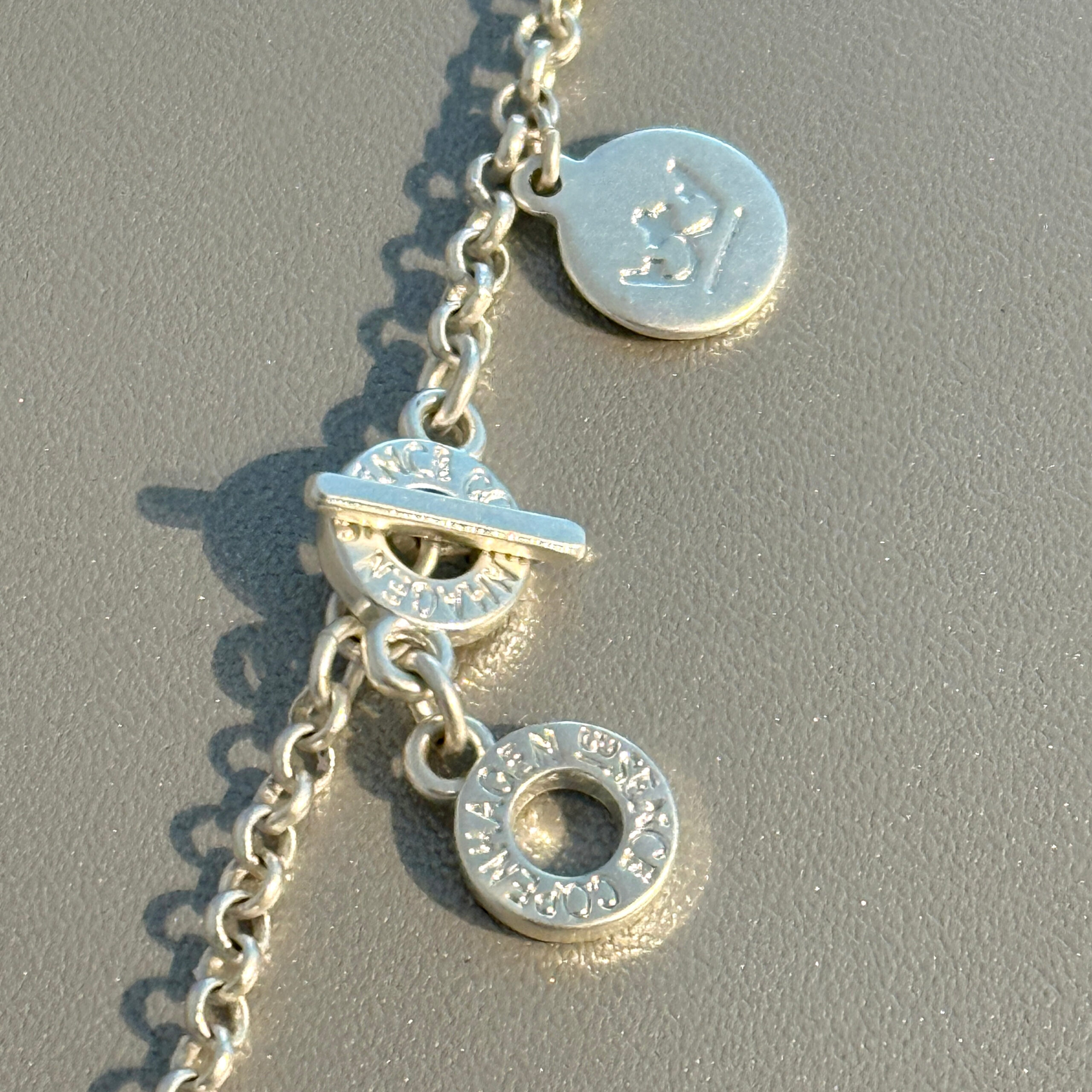 Essentials Cool necklace matt silver plated - 60 CM