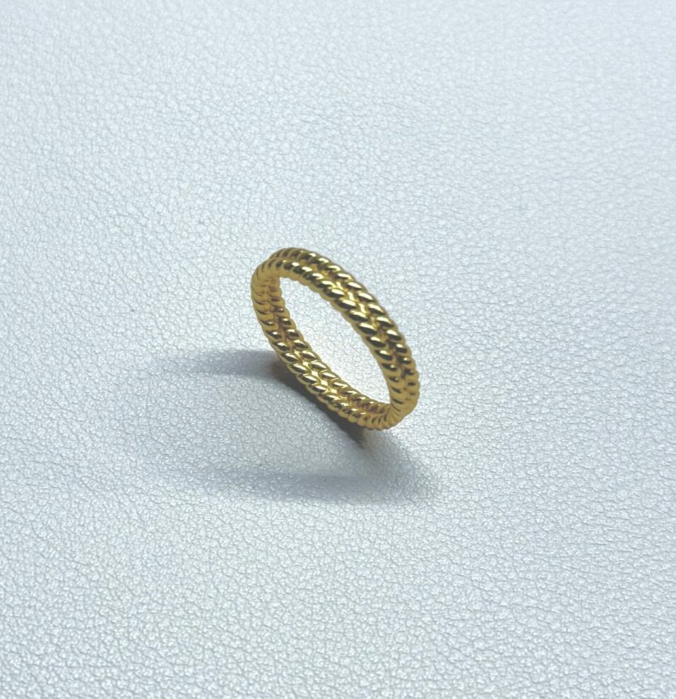 Amelie Ring - Matt gold plated size 9