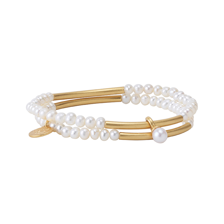 Essentials new Boho bracelets with Freshwater pearls matt gold plated